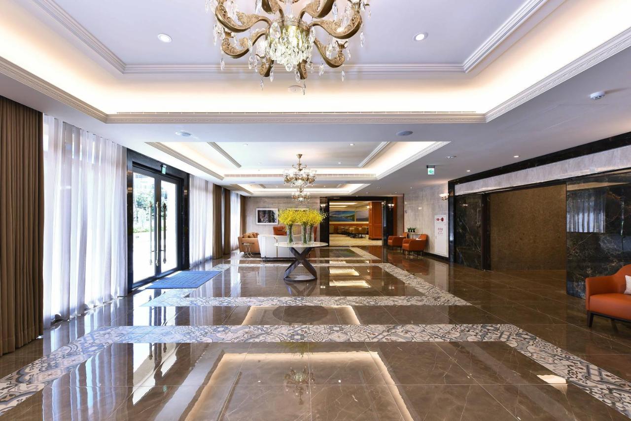 Fullon Poshtel - Shuili Hotel Exterior photo